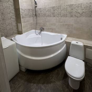 Сдается 2-х комнатная квартира, 65 м²