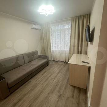 Продается 1-комнатная квартира, 38 м²