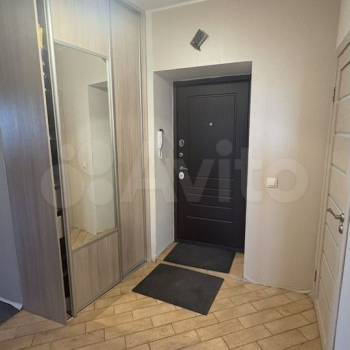 Продается 2-х комнатная квартира, 60 м²