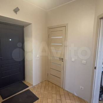 Продается 2-х комнатная квартира, 60 м²