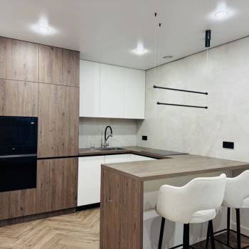 Продается 1-комнатная квартира, 40,9 м²
