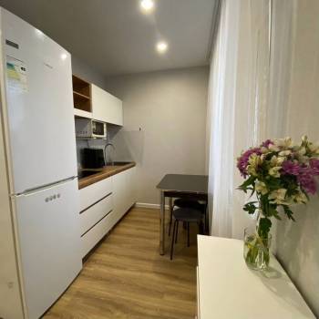 Продается 1-комнатная квартира, 30 м²