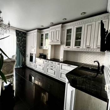 Продается 3-х комнатная квартира, 106 м²