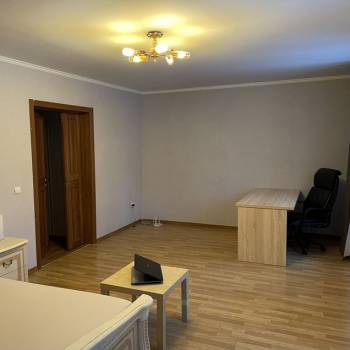 Продается 2-х комнатная квартира, 75 м²