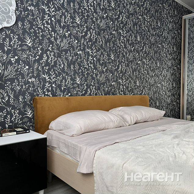 Продаю 2-х комн. квартиру, ул. Мало-Загородная