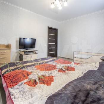 Продается 1-комнатная квартира, 49 м²