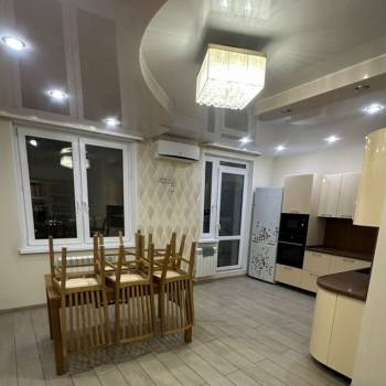 Сдается Многокомнатная квартира, 70 м²