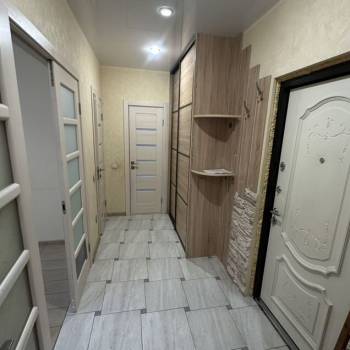 Сдается Многокомнатная квартира, 70 м²