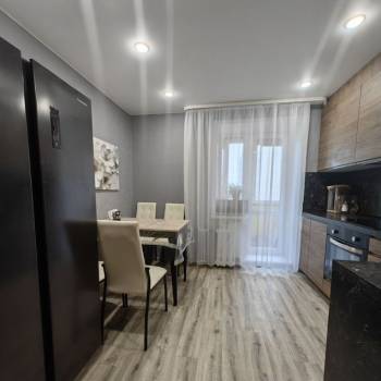 Продается Многокомнатная квартира, 74 м²