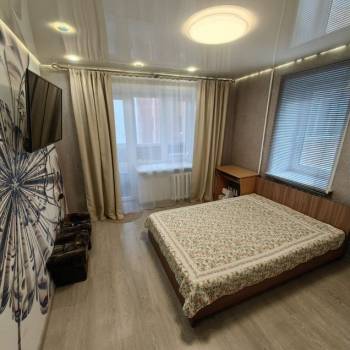 Продается Многокомнатная квартира, 74 м²