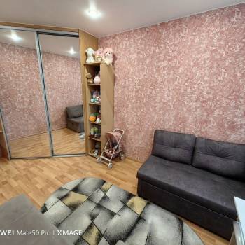 Продается Многокомнатная квартира, 74 м²