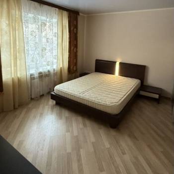 Сдается Многокомнатная квартира, 70 м²