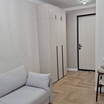 Продается 1-комнатная квартира, 28 м²