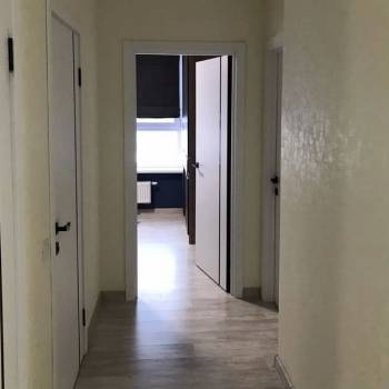 Сдается 1-комнатная квартира, 62 м²