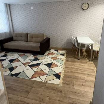 Сдается 1-комнатная квартира, 37 м²