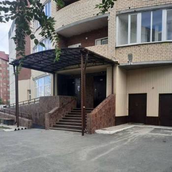 Продается 1-комнатная квартира, 45 м²