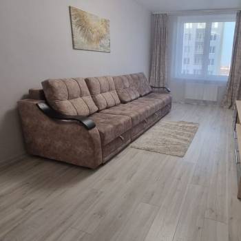 Сдается 2-х комнатная квартира, 64 м²