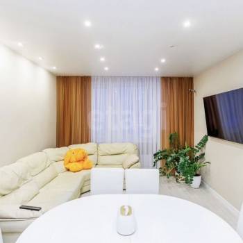 Продается 1-комнатная квартира, 43,2 м²