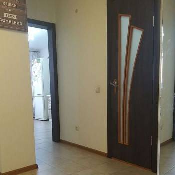 Сдается 1-комнатная квартира, 49 м²