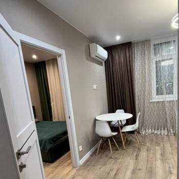 Продается 1-комнатная квартира, 33 м²