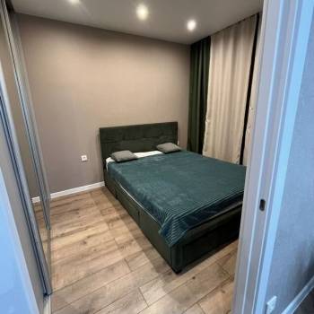 Продается 1-комнатная квартира, 33 м²