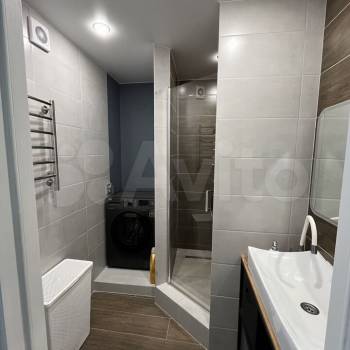 Продается 1-комнатная квартира, 43 м²