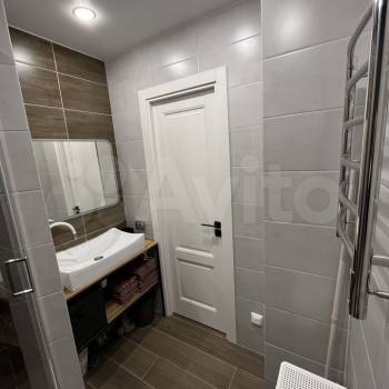 Продается 1-комнатная квартира, 43 м²