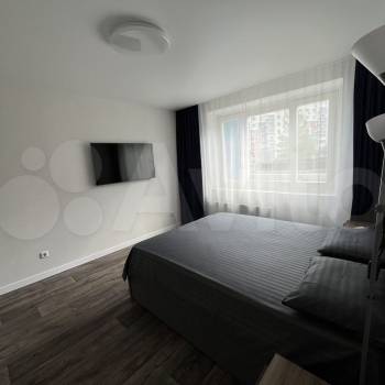 Продается 1-комнатная квартира, 43 м²