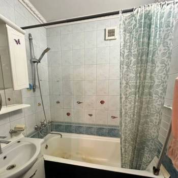 Сдается 2-х комнатная квартира, 70 м²