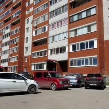 Продается 1-комнатная квартира, 35 м²