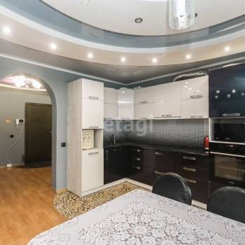 Сдается Многокомнатная квартира, 64 м²