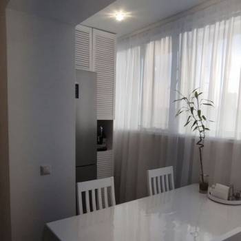 Продается 1-комнатная квартира, 49 м²