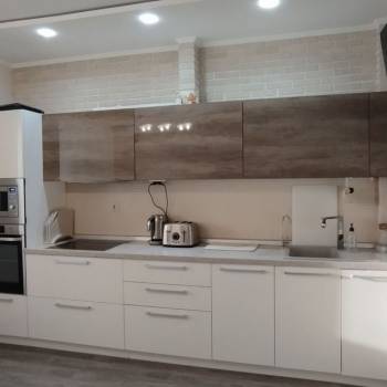 Продается 1-комнатная квартира, 49 м²