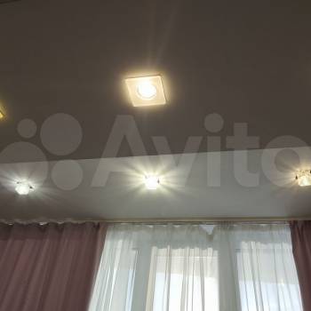 Продается 1-комнатная квартира, 49 м²