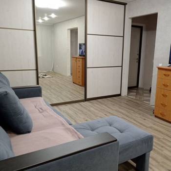 Сдается 1-комнатная квартира, 40,6 м²