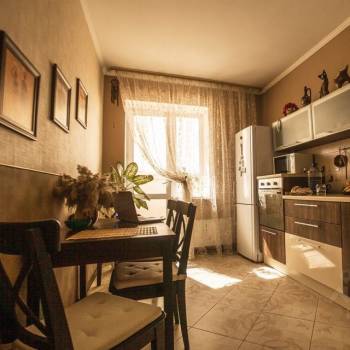 Сдается 1-комнатная квартира, 40 м²