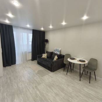 Продается 1-комнатная квартира, 38 м²