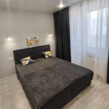 Продается 1-комнатная квартира, 38 м²