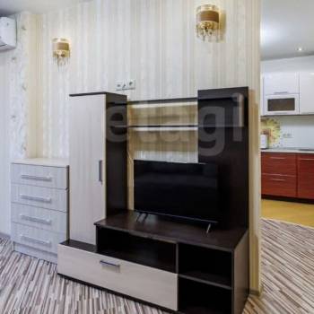 Сдается 1-комнатная квартира, 38 м²