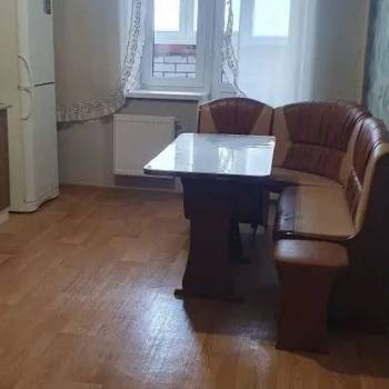 Сдается 1-комнатная квартира, 41 м²