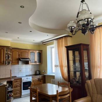 Продается 2-х комнатная квартира, 74,6 м²