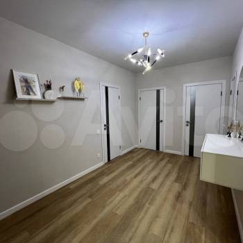 Продается 3-х комнатная квартира, 92,3 м²