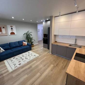 Продается 3-х комнатная квартира, 92,3 м²