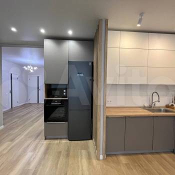 Продается 3-х комнатная квартира, 92,3 м²