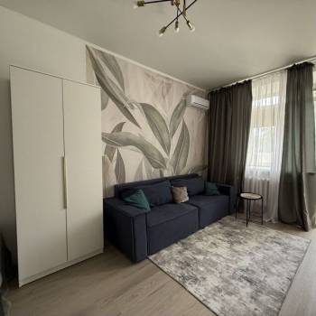 Сдается 1-комнатная квартира, 42 м²