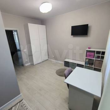 Продается Многокомнатная квартира, 101 м²