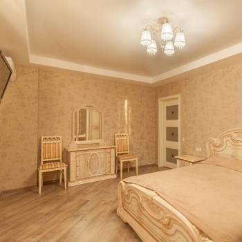 Продается 2-х комнатная квартира, 70 м²