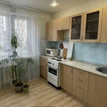 Сдается 1-комнатная квартира, 35 м²