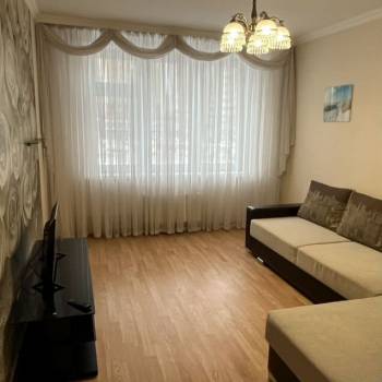 Сдается 1-комнатная квартира, 38 м²