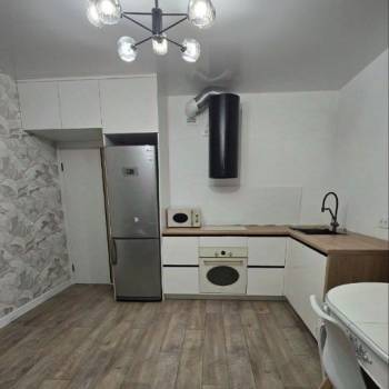 Продается 2-х комнатная квартира, 63 м²